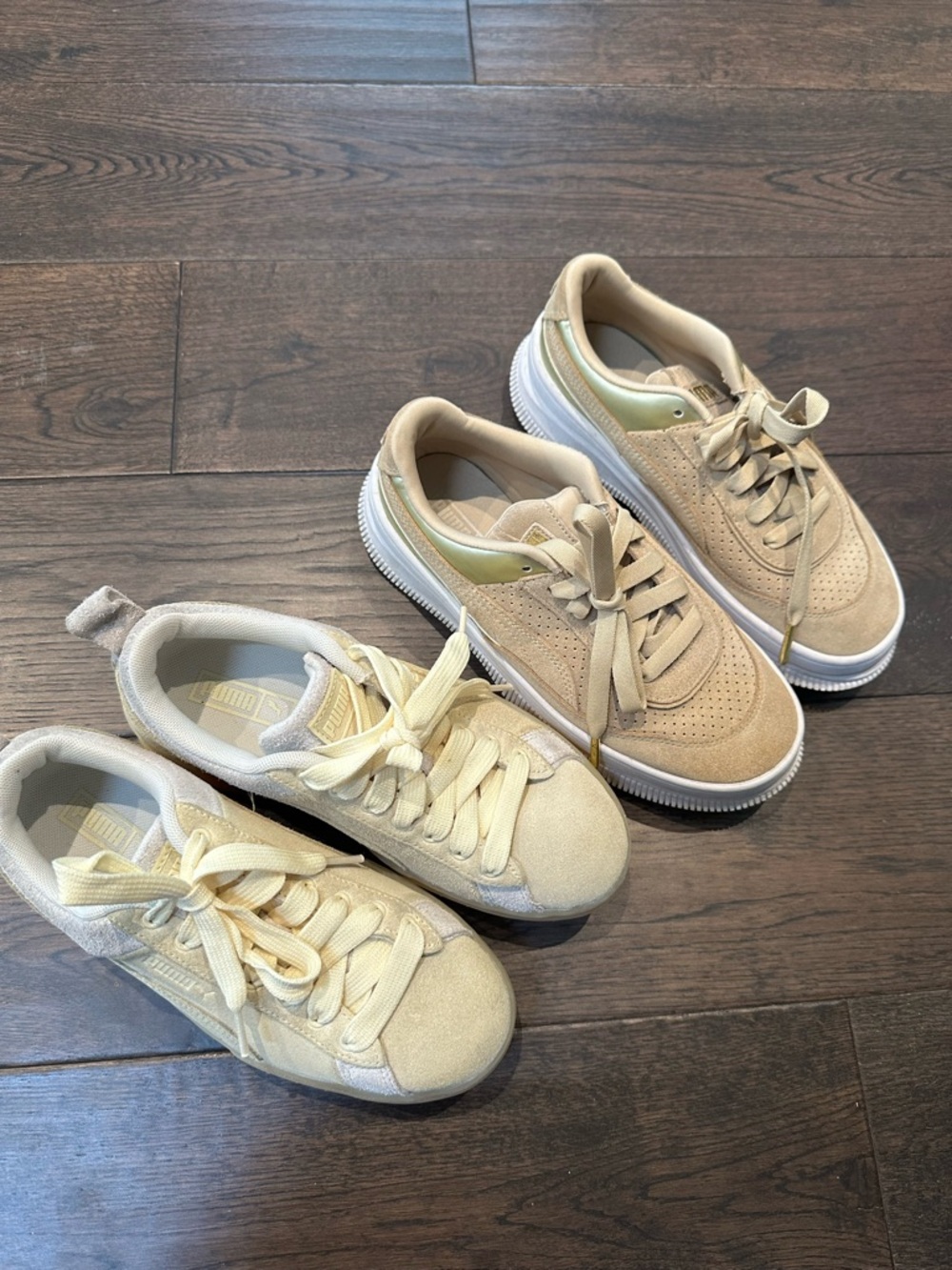 Puma women sneakers x 2 pairs
US 6.5 and US 7